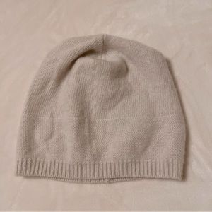 Portolano beige ivory 100% cashmere beanie